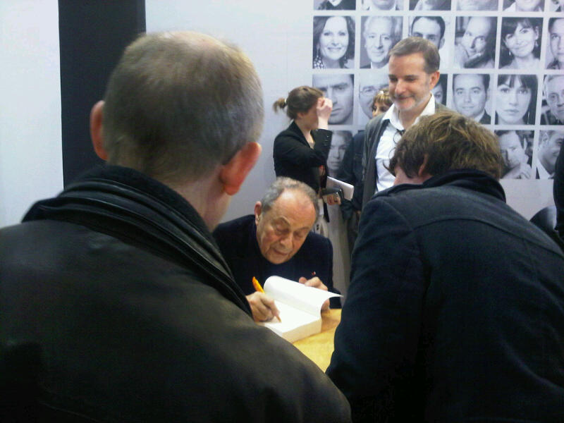 Michel Rocard au Salon du Livre de Paris 2011
